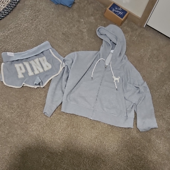 PINK Victoria's Secret Tops - Outfit